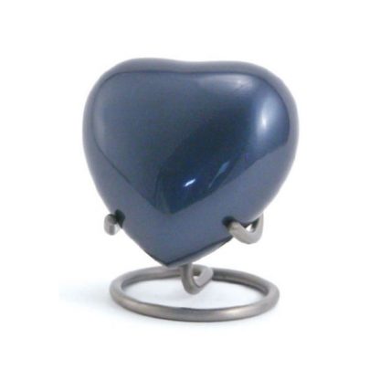 Classic Pewter Heart Stand